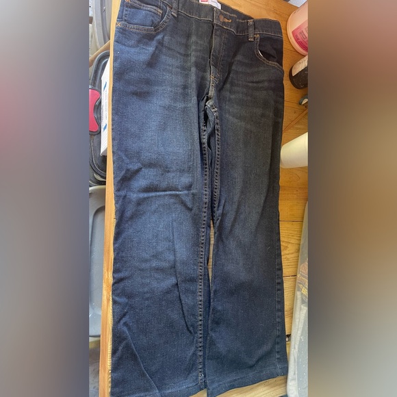 Wrangler Jeans 16 Husky/have 3 pair at $12.00  each - Picture 1 of 5